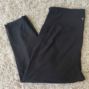 Old Navy High-Waisted Crop Athletic Legging
